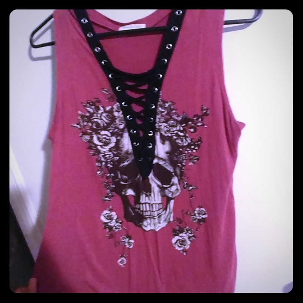 Skull shirt